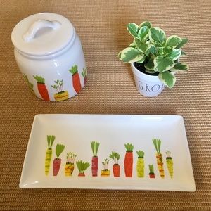 Carrot Tray (Magenta by Rae Dunn)